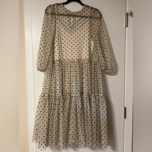 H&M Cream Polka Dot Spot Sheer
Tulle Mesh Tiered Midi Medium NWT - Picture 5 of 5